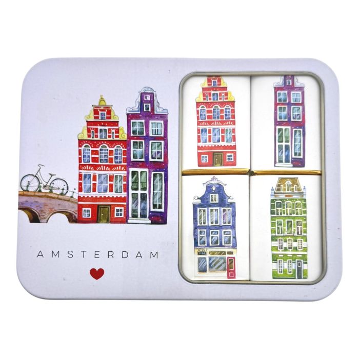 Vensterblik Amsterdam Houses met chocolade