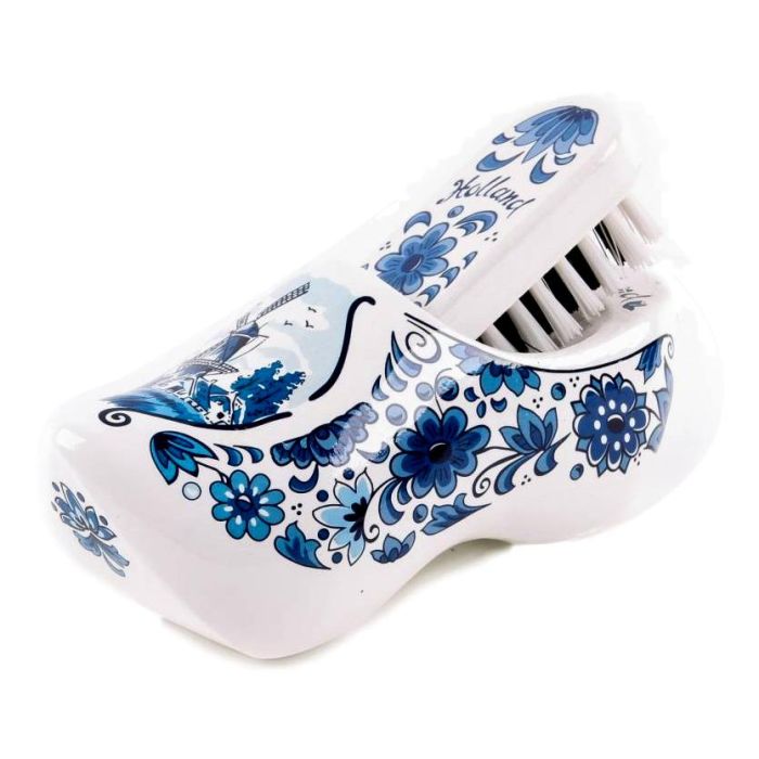 Clog with brush, delftblue