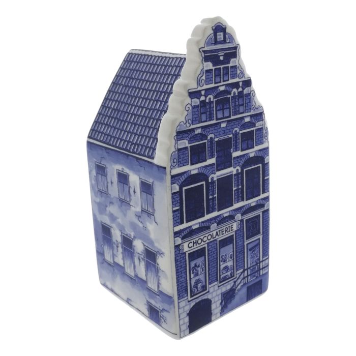 House "Chocolate Store" 