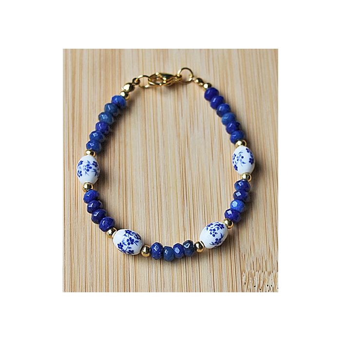 Bracelet delftblue with facetted darkblue Jasper beads