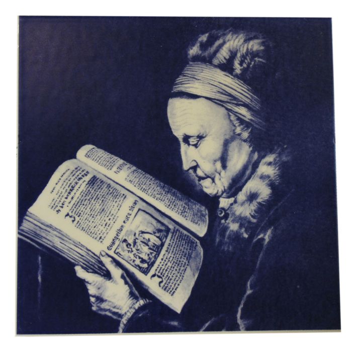 Delft blue tile -"Old Woman Reading..", 15 cm