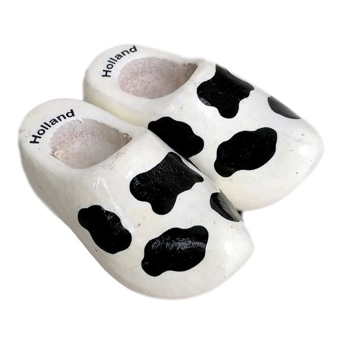 Magnet Two wooden Cow clogs, 4 cm