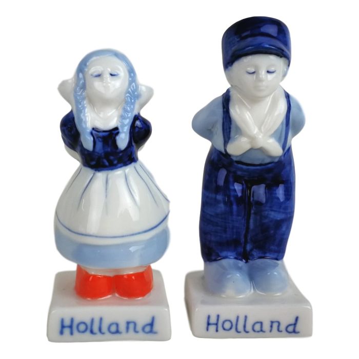 Salt & Pepper shakers "Kissing Couple", 10 cm