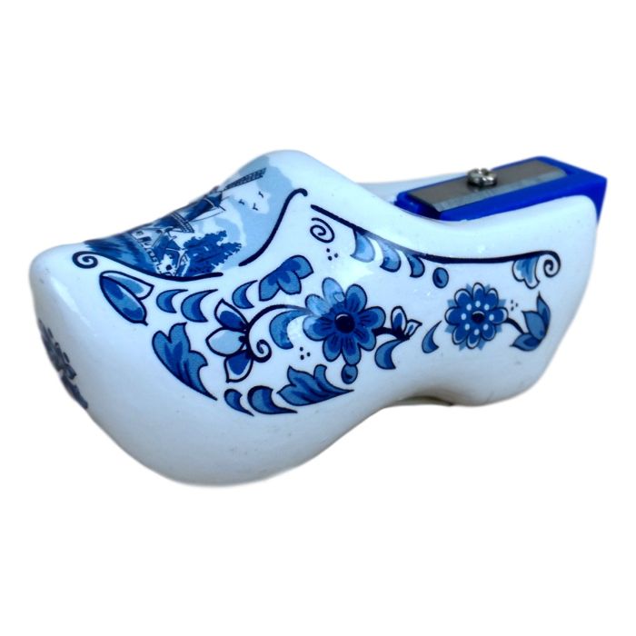 Clog pencil sharpener delftblue