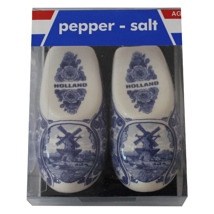 Salt and pepper shakers Clogs in giftbox