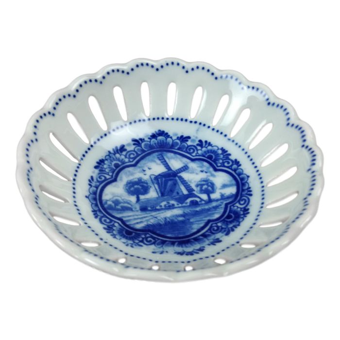 Serving dish Windmill delfts blue