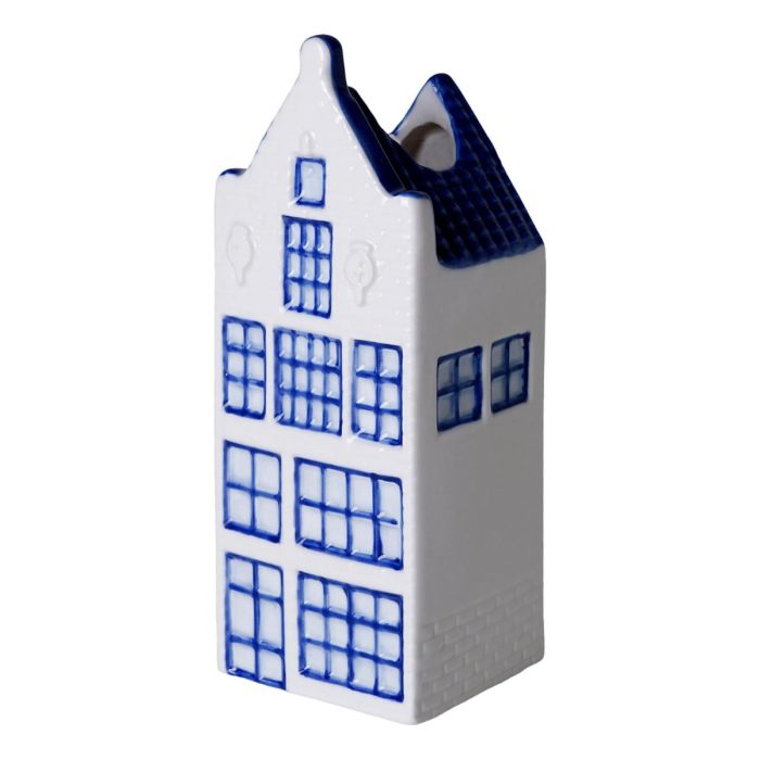 Vase House 4 - Spout Gable