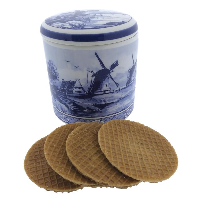 Syrupwaffles in windmill stockpot