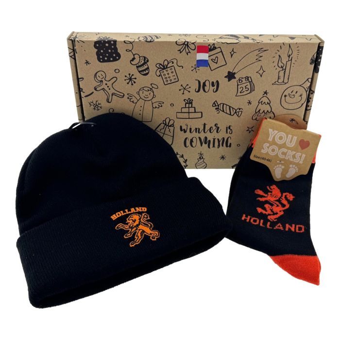 Brievenbus cadeauset "Hollandse Leeuw Muts & Sokken"