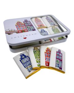 Vensterblik Amsterdam Houses met chocolade