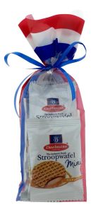 Mini syrup waffles in Holland bag with ribbon