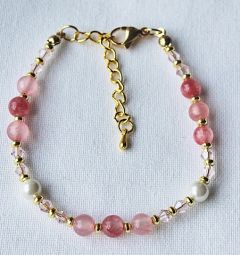 Roze jade kralen met shell pareltjes