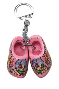 Keyhanger two pink clogs