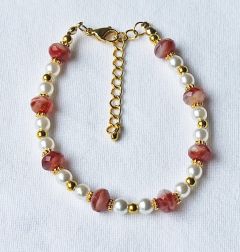 Armband met zacht rood gestreepte glaskralen, 20cm