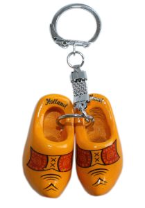 Keyring 2 wooden farmers yellow clogs