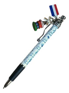 Pen Dutch Tiles with Mill Beads