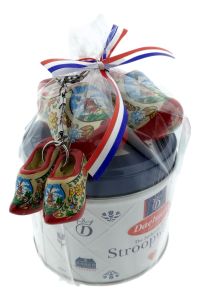 Rainbow Syrupwaffles with Clogs en keyhanger : Red Sole