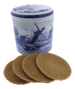 Syrupwaffles in windmill stockpot