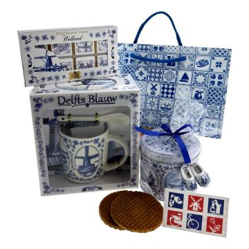 Cadeauset Traditie Delfts Blauwe Mok, Chocolade en Stroopwafels