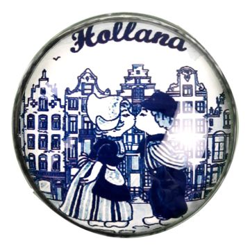 Glass magnet "Kissing Couple"