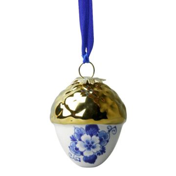 Christmas pendant "Nut" with golden cap