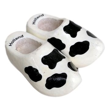 Magnet Two wooden Cow clogs, 4 cm