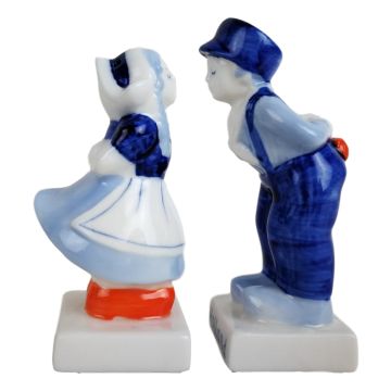 Salt & Pepper shakers "Kissing Couple", 10 cm
