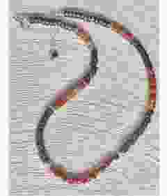 Ketting 6mm donkerbruine cocos kralen en rode jaspis kralen