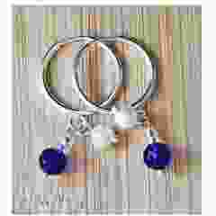 Silverplated roestvrij stalen huggie hoops met pareltje en facetgeslepen kraaltje