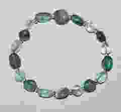 Bracelet fluorite beads with small facetted hematite beads