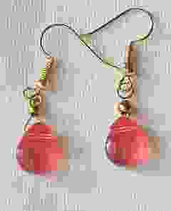 Drop earrings, soft red transparant