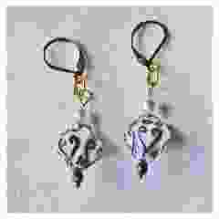 Oorbellen delftsblauw met pareltje