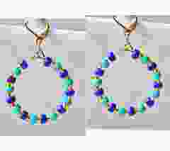 Hoop earrings with Miyuki 4mm seedbeads in cobalt blue and turquoise green.