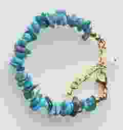 Armband blauwe Apatiet splitkralen met hangertje