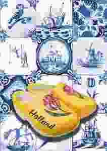 Postkaart tegels met klompen