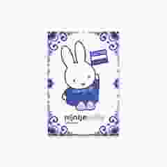 Magneet "Nijntje met Vlaggetje in het Delfts Blauw" 