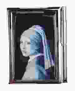 Notitieblokje Meisje met Parel  in metalen kaft. In doosje.