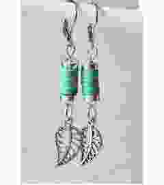 Oorbellen turkoois schijfjes en blaadje