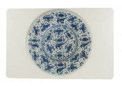 Placemat "Bord van Faience, in blauw met bloemen en vogels"