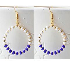 Ronde oorbellen met 4mm Miyuki kralen donkerblauw en zacht wit