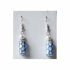 Oorbellen delfts blauwe kraal met strass en pareltje