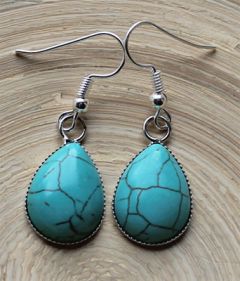 Turquois drop earrings 18x13mm