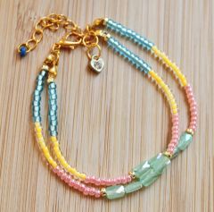 Armband dubbele rij Miyuki 3mm kralen in vier kleuren met bedel