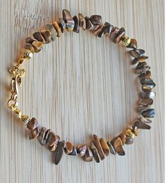 Tiger eye chip beads bracelet