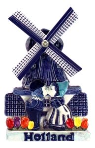 Magneet Molen met Kussend Paar en Tulpen