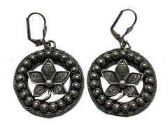 Earrings Zeeland button with flower