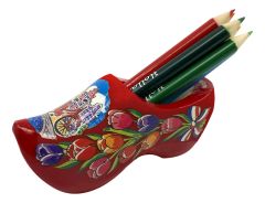 Rode Amsterdam klomp met puntenslijper en potloden